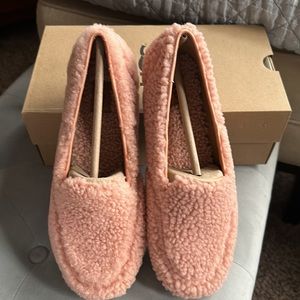 NIB Ugg Hailey fluff loafer driving slipper shoe 8